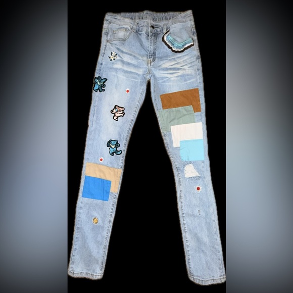 Authentic AMIRI Patchwork Embroidered Jeans Distressed Denim Made in USA Size 30